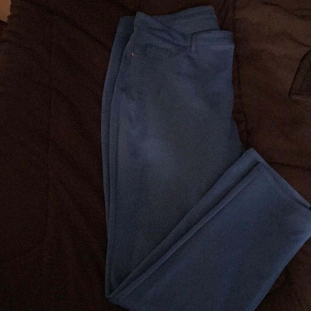 I am selling these pretty blue pants